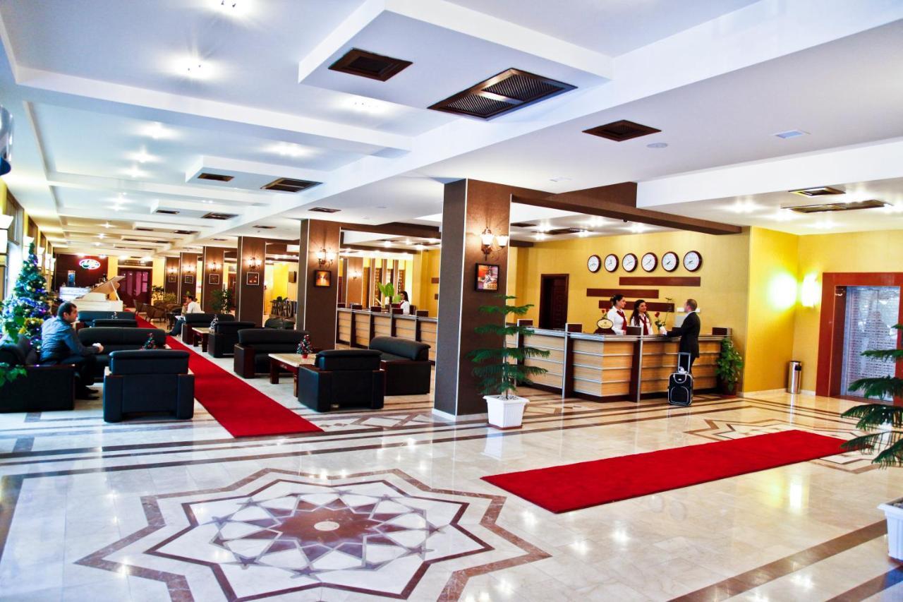 Dubai International Hotel Baky Esterno foto