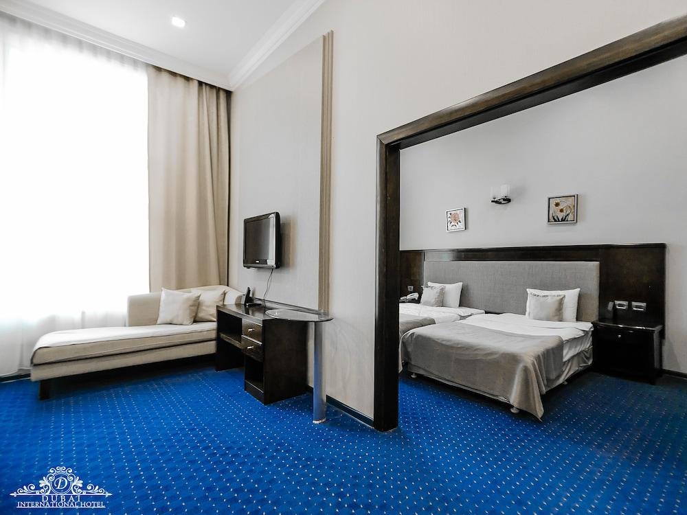 Dubai International Hotel Baky Esterno foto