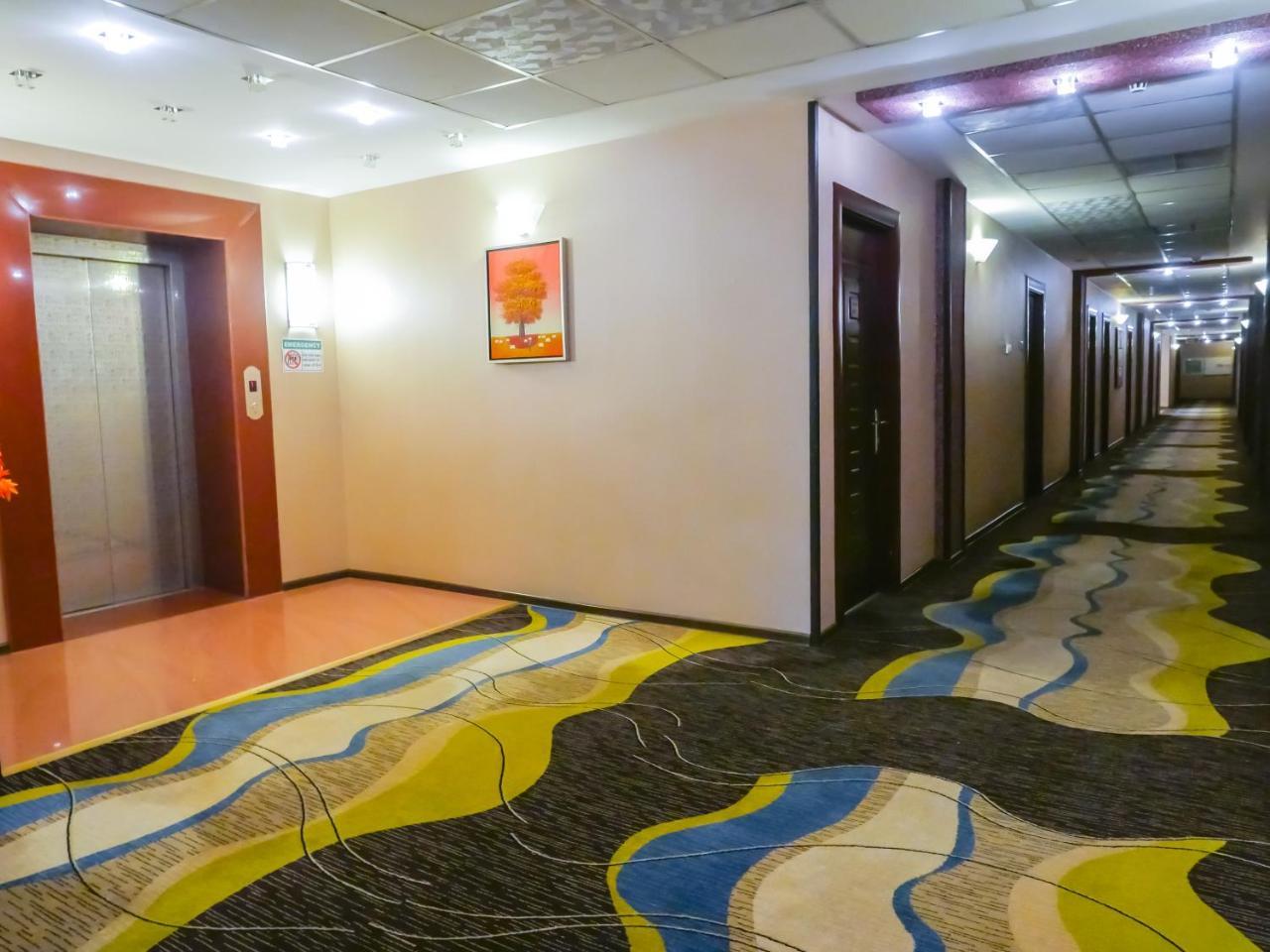 Dubai International Hotel Baky Esterno foto